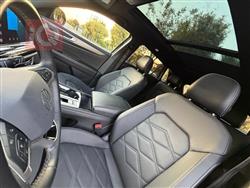 ڤۆڵکسواگن ئەتڵەس کرۆس سپۆرت